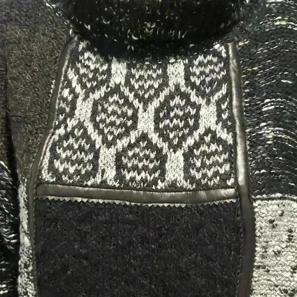 Vintage Sweater  - Picture 2 of 5